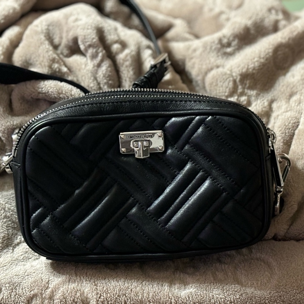 Micheal Kors mini